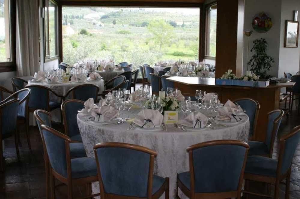 Residence Golf Club Ristorante Centanni Bagno A Ripoli Ngoại thất bức ảnh